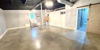 606 Main Street Gallery 1