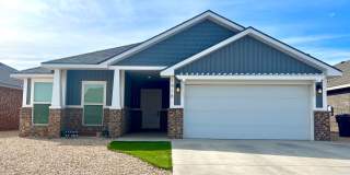 New Beginnings Start At AMRR: RARE 4 BEDROOM IN FRENSHIP ISD Gallery 1
