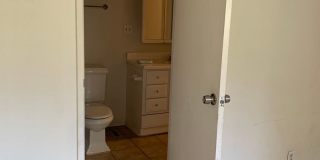 Adorable 3 Bed 1.5 Bath Covell Commons Condo ( fall Rental ) Gallery 18