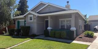Charming 3-Bedroom, 2-Bath Home in Oakdale Gallery 1