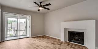 1725 E Lindsey Street Gallery 1