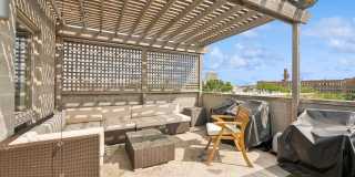 885 N Hermitage Avenue Gallery 24