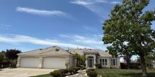Avalon Heights Fremont 4 bed/3 bath, new paint & new wood floors, Gated Community, Top Tier Schools Gallery 1