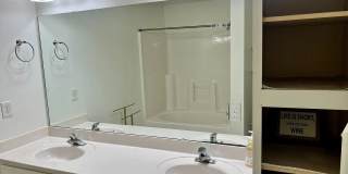 Room in 2 Bedroom Home at Donatello Ave Gallery 6