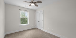 5707 LOWELL Street Gallery 31