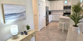 Seasonal Short-Term Sought after Sarasota National (Social Membership) with resort like Amenities! Gallery 5