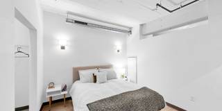 700 Central Gallery 4
