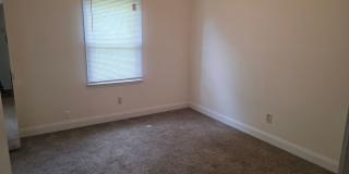 4 Bedroom house with bonus room and large yard. Gallery 12
