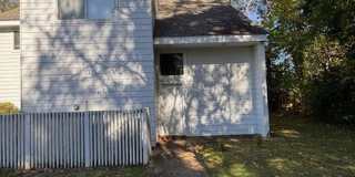 Prime low maintenance Williamsburg rental location! Gallery 1