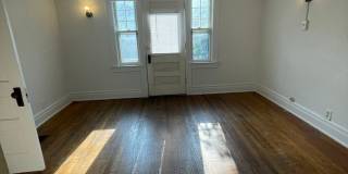 Spacious Home Near U-M | Large Bedrooms, Porches & In-Unit Laundry Spacious Home Near U-M | Large Bedrooms, Porches & In-Unit Laundry Gallery 20