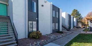 Peaks at Los Ranchos Gallery 5