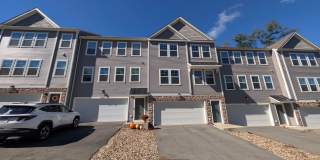 3 Bedroom Townhouse - Franklin Regional School District - AVAILABLE IMMEDIATELY Gallery 1