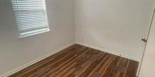 214 N 7th St Gallery 7