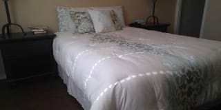 Hunters Point Apartments Gallery 73