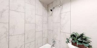 Acoma Square Gallery 22