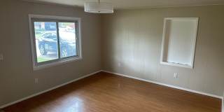 Available July 1st! 4-Bedroom, 1-Full Bathroom Home in Convenient Springdale Location Gallery 4