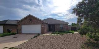 Beautiful 3 bed 2 bath home! Gallery 1