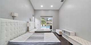9251 NW 42nd Ct Gallery 18