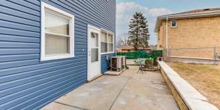 47 Prairie Avenue Gallery 18