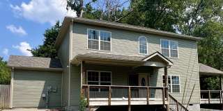 4 bed 2.5 bath Fresh paint and gorgeous layout. Gallery 1