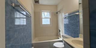 1037 Chipperfield Drive Gallery 12