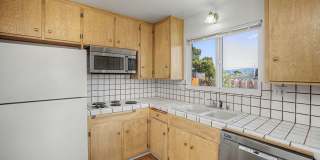 Rare 3 Bed, 2 Bath Home in Upper Seaside Cul-de-Sac with Spacious Yard Rare 3 Bed, 2 Bath Home in Upper Seaside Cul-de-Sac with Spacious Yard Gallery 9