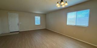Spacious SW Bakersfield Home! Gallery 4