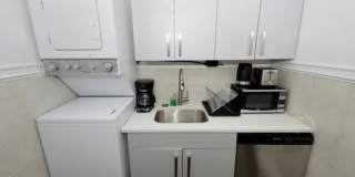 472 9th Ave Gallery 4