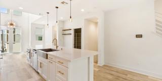 Gorgeous 4 Story Townhome Available in the Highly Desired 17 West Community! Gallery 12