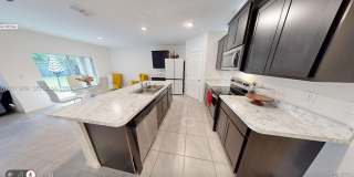 2137 SE Glenrock Terrace Gallery 5