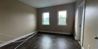 45 Ridge Avenue unit: 2 Floor Gallery 13