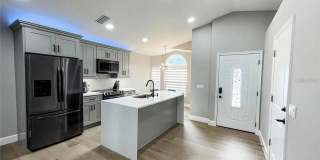 18505 3RD AVENUE Gallery 2