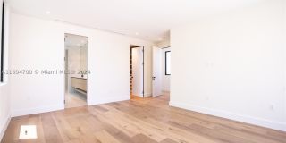 345 W 46th St Gallery 25