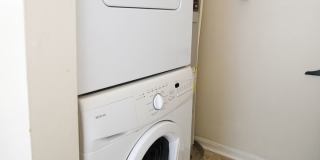 Charming Hill East One Bedroom Gallery 27