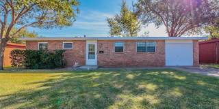 3bed/1 bath property located in Central Lubbock - Available Now! Gallery 1