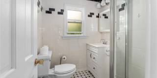 40 Bungalow Walk Gallery 12