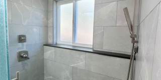 Charming 4 Bedroom Residence with Expansive Yard Gallery 26