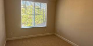 Spacious 3 - Bedroom / 2.5 Bath Condo in Desirable Town Green Village Gallery 11