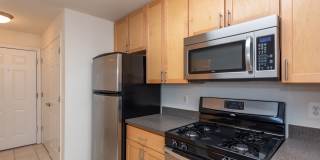 Commons on Potomac Square Gallery 26