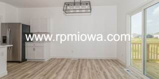 STUNNING HOME!! 4 Bed, 3 Bath Home in Altoona STUNNING HOME!! 4 Bed, 3 Bath Home in Altoona Gallery 7