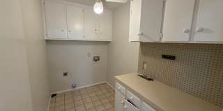 Fab 4 bed 2 bath 2 garage Gallery 13