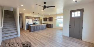 Newer Town Home in Ivins Gallery 11