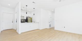 704 W 21st St Apt 303 Gallery 1