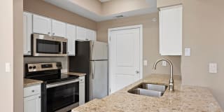 Waters Edge Apartment Homes Gallery 51