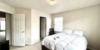 Downtown 3 Bedroom Townhome with 2 Car Garage Gallery 53