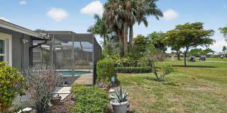 Golf Lover 4 Bed + Den and 3 Bath Pool Home in Lely Golf Estates Gallery 43