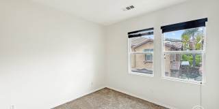 Welcoming 2B/2BA Condo with Balcony, In-Unit Laundry and Pool Access. Gallery 15