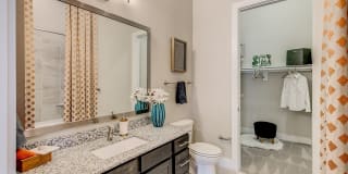 Eastbank River Walk Townhomes & Apartments Gallery 22