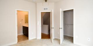 16301 COLUMBUS Avenue Gallery 21