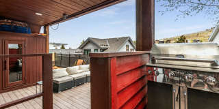 214 Woodside Avenue Gallery 24